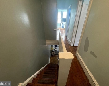 925 E Tioga Street - Photo Thumbnail 19