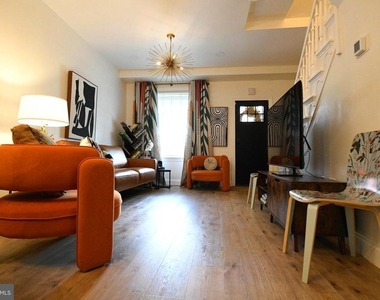 2952 N Bailey Street - Photo Thumbnail 1