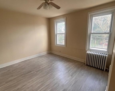 634 W Indiana Ave. - Photo Thumbnail 15
