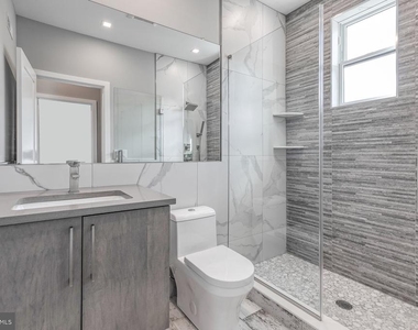 2026 Spring Garden Street - Photo Thumbnail 2