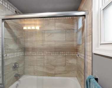 1719 Ridge Avenue - Photo Thumbnail 19