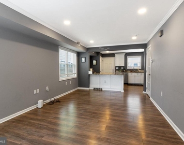 1719 Ridge Avenue - Photo Thumbnail 1