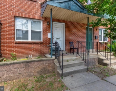 1719 Ridge Avenue - Photo Thumbnail 30