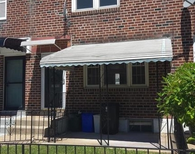 356 Krams Avenue - Photo Thumbnail 6
