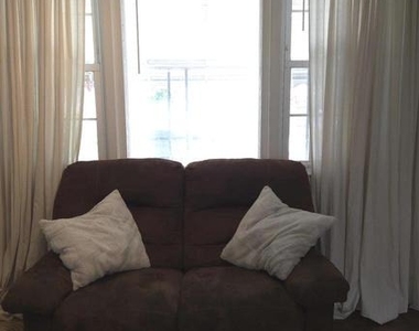 356 Krams Avenue - Photo Thumbnail 11