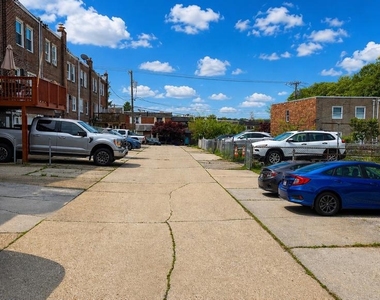 356 Krams Avenue - Photo Thumbnail 39