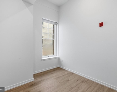 1232 Chancellor Street - Photo Thumbnail 12