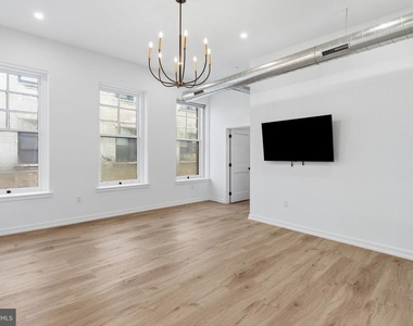 1232 Chancellor Street - Photo Thumbnail 6