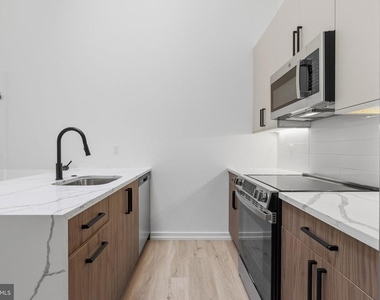 1232 Chancellor Street - Photo Thumbnail 4