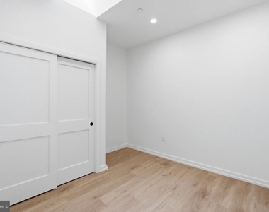 1232 Chancellor Street - Photo Thumbnail 11