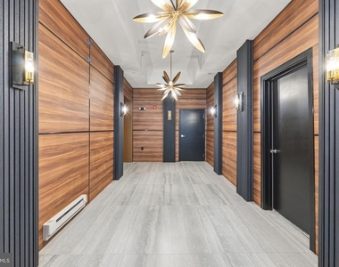 1232 Chancellor Street - Photo Thumbnail 17