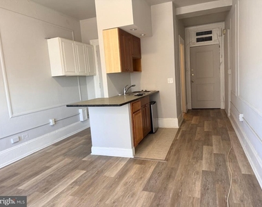 1324 Locust Street - Photo Thumbnail 5