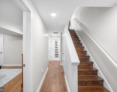 1640 N 5th Court - Photo Thumbnail 7