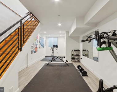 2145 Cross Street - Photo Thumbnail 11