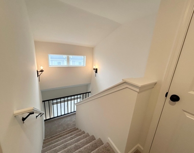 2774 Bristol Ridge Drive - Photo Thumbnail 20