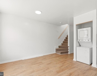 4035 Green Street - Photo Thumbnail 5