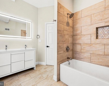 4124 Westminster Avenue - Photo Thumbnail 7