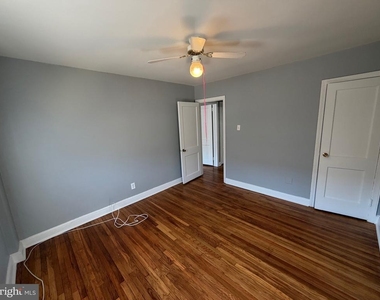 3021 Tyson Avenue - Photo Thumbnail 10