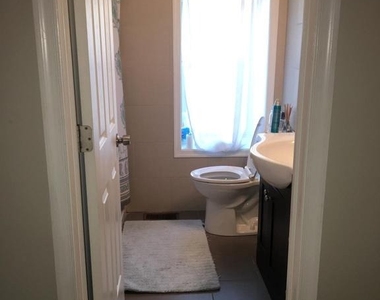 4203 Main Street - Photo Thumbnail 9