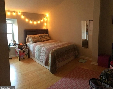 4203 Main Street - Photo Thumbnail 12