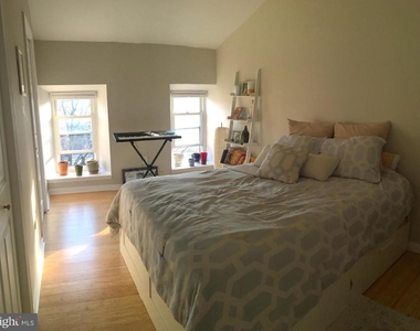 4203 Main Street - Photo Thumbnail 13