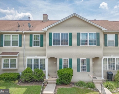 106 Fir Drive - Photo Thumbnail 2