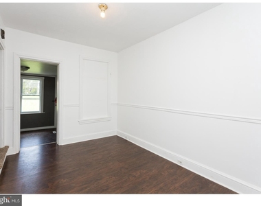 849 Queen Street - Photo Thumbnail 8
