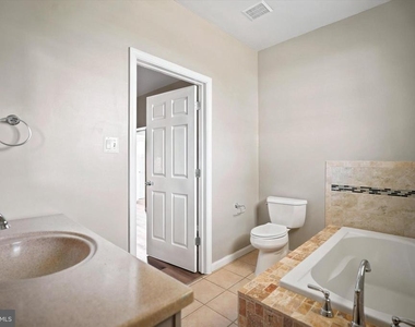 975 Palmers Mill (cottage) Road - Photo Thumbnail 3