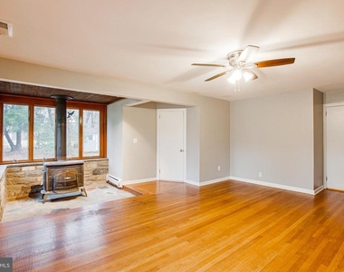 937 Palmers Mill Road - Photo Thumbnail 13