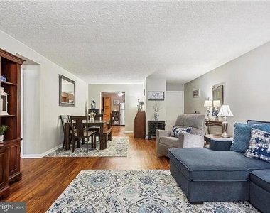 400 Glendale Road - Photo Thumbnail 5