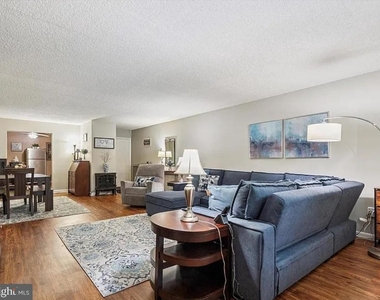400 Glendale Road - Photo Thumbnail 7