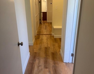 1629 Lincoln Avenue - Photo Thumbnail 24