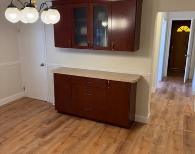 1629 Lincoln Avenue - Photo Thumbnail 8