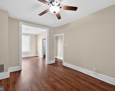 652 Emerald Street - Photo Thumbnail 3