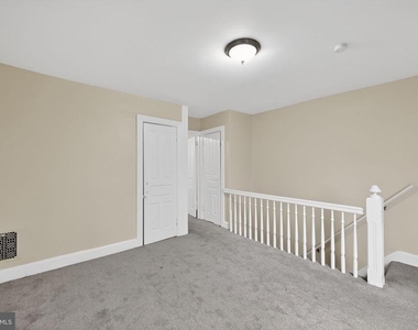 652 Emerald Street - Photo Thumbnail 14