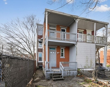652 Emerald Street - Photo Thumbnail 9