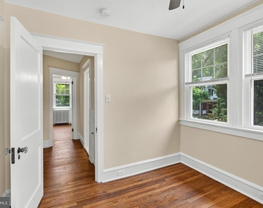 113 S Valley Road - Photo Thumbnail 31