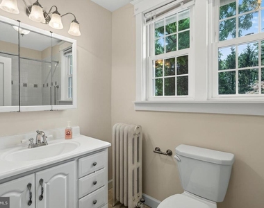 113 S Valley Road - Photo Thumbnail 20