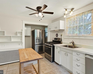 113 S Valley Road - Photo Thumbnail 15