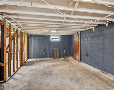 113 S Valley Road - Photo Thumbnail 38