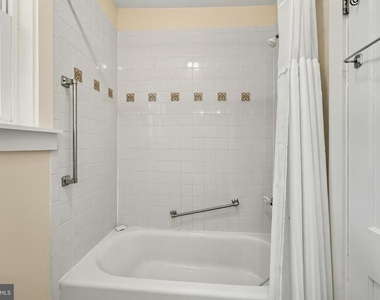 113 S Valley Road - Photo Thumbnail 19