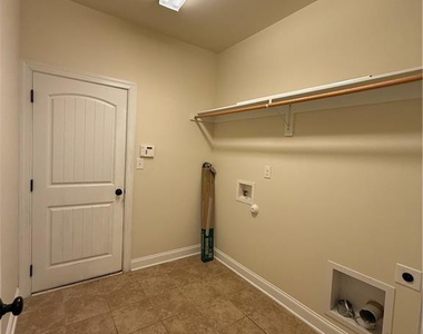 1511 Micahs Way N - Photo Thumbnail 12