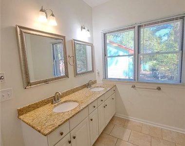 420 Sugar Pine Drive - Photo Thumbnail 13