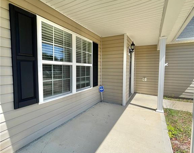 92 Hallow Oak Street - Photo Thumbnail 2