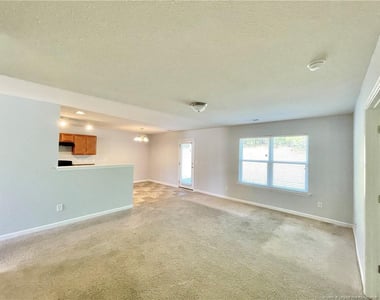 92 Hallow Oak Street - Photo Thumbnail 5