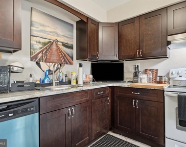 272 Hudson Court - Photo Thumbnail 10
