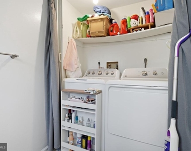 272 Hudson Court - Photo Thumbnail 5