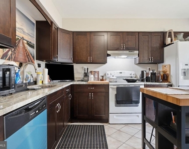 272 Hudson Court - Photo Thumbnail 11