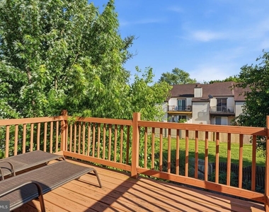 272 Hudson Court - Photo Thumbnail 35