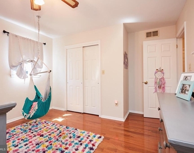 34 Berrien Avenue - Photo Thumbnail 32